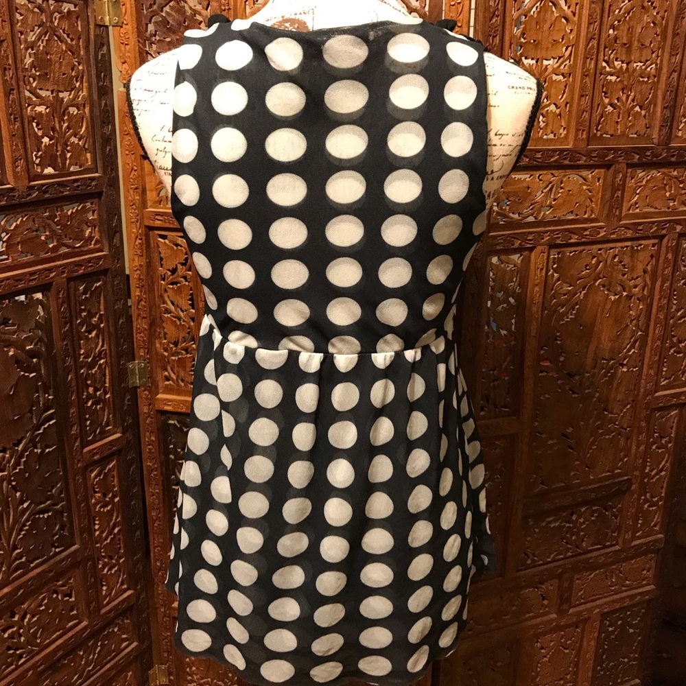 White House Black Market Black & White Top - Picture 3 of 6